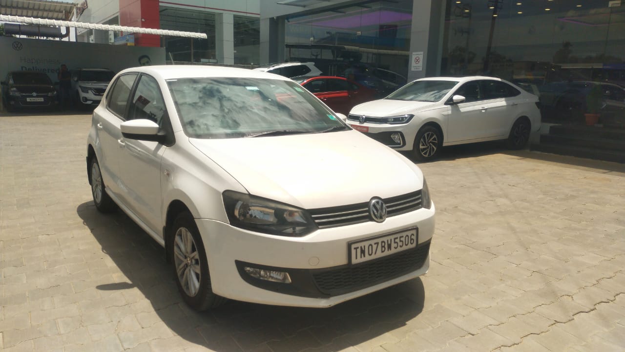 Volkswagen Polo(2012-2014) Highline 1.2l P